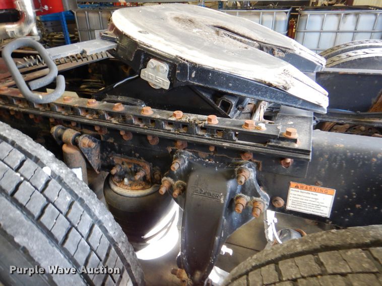 image for item DK8738 2006 Freightliner Columbia  semi truck