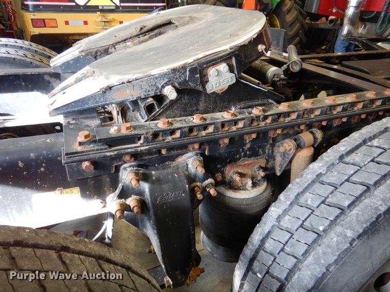 image for item DK8738 2006 Freightliner Columbia  semi truck