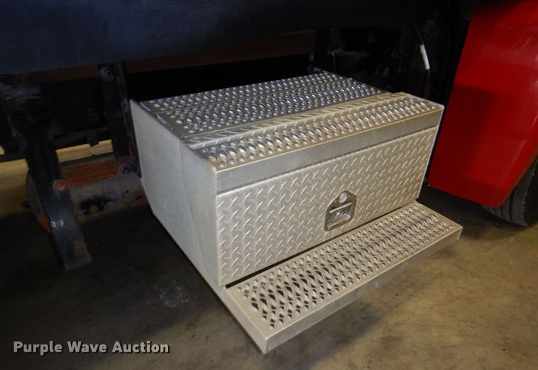 image for item DK8738 2006 Freightliner Columbia  semi truck