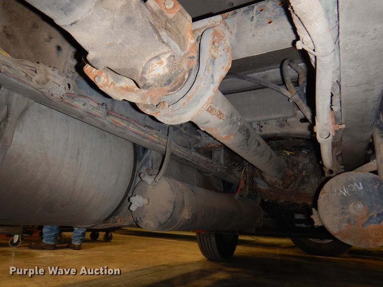 image for item DK8738 2006 Freightliner Columbia  semi truck