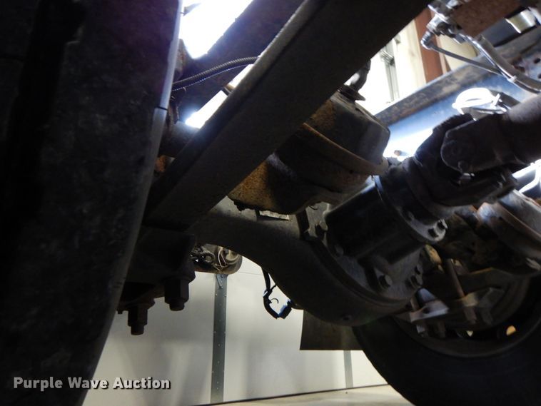 image for item DK8738 2006 Freightliner Columbia  semi truck