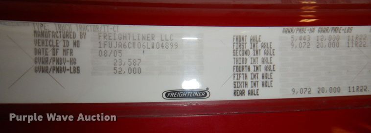 image for item DK8738 2006 Freightliner Columbia  semi truck