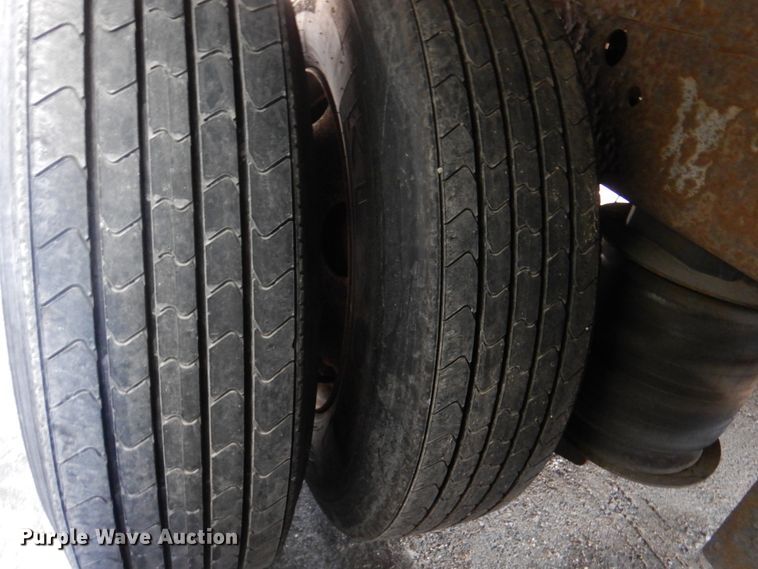 image for item DK8739 2005 Great Dane 7411TPSA  dry van trailer