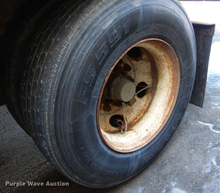 image for item DK8739 2005 Great Dane 7411TPSA  dry van trailer