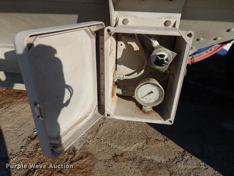 image for item DL5909 1998 Timpte  grain trailer