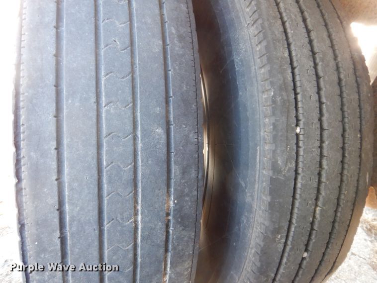 image for item DL5909 1998 Timpte  grain trailer