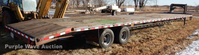 image for item DL5913 2008 Friesen GN-40-H  equipment trailer