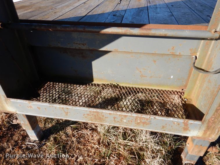 image for item DL5913 2008 Friesen GN-40-H  equipment trailer