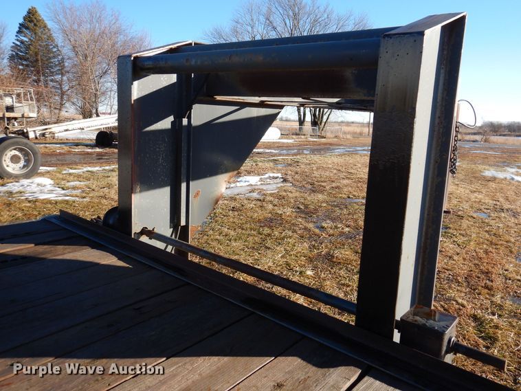 image for item DL5913 2008 Friesen GN-40-H  equipment trailer