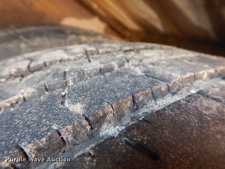 image for item DL5913 2008 Friesen GN-40-H  equipment trailer