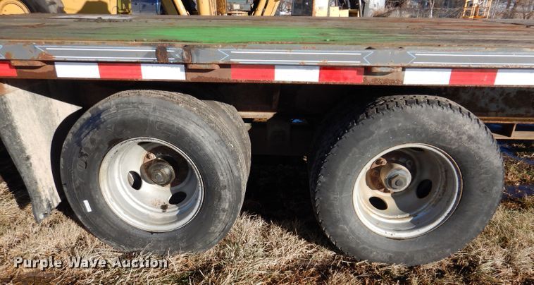 image for item DL5913 2008 Friesen GN-40-H  equipment trailer