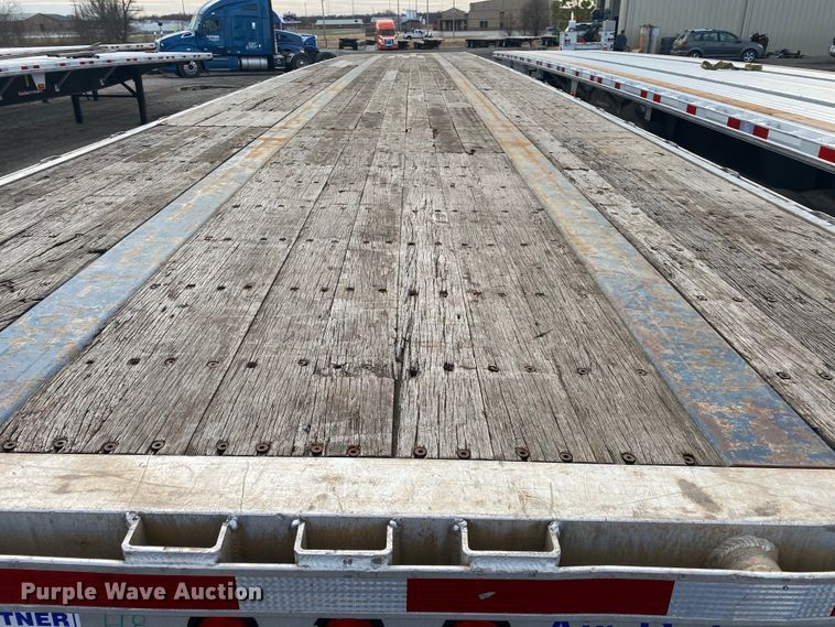 image for item DL6818 2003 Utility FS2CHA  flatbed trailer