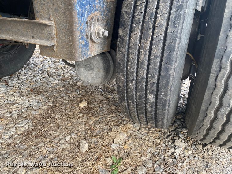 image for item DL6818 2003 Utility FS2CHA  flatbed trailer