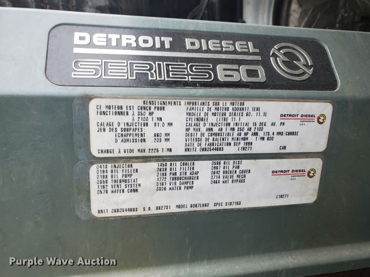 image for item DM4459 2000 Volvo VNL  semi truck