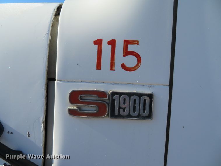 image for item DN7811 1987 International 1955  dump truck