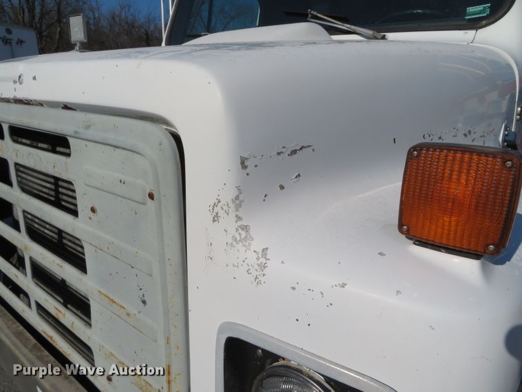 image for item DN7811 1987 International 1955  dump truck