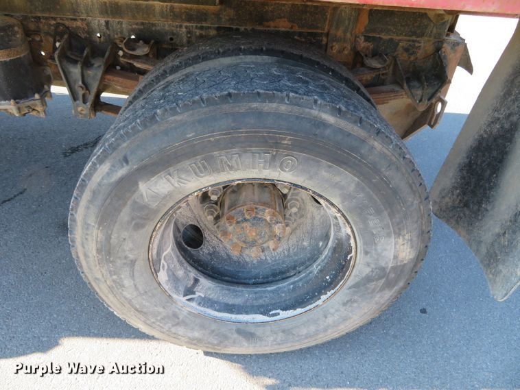 image for item DN7811 1987 International 1955  dump truck