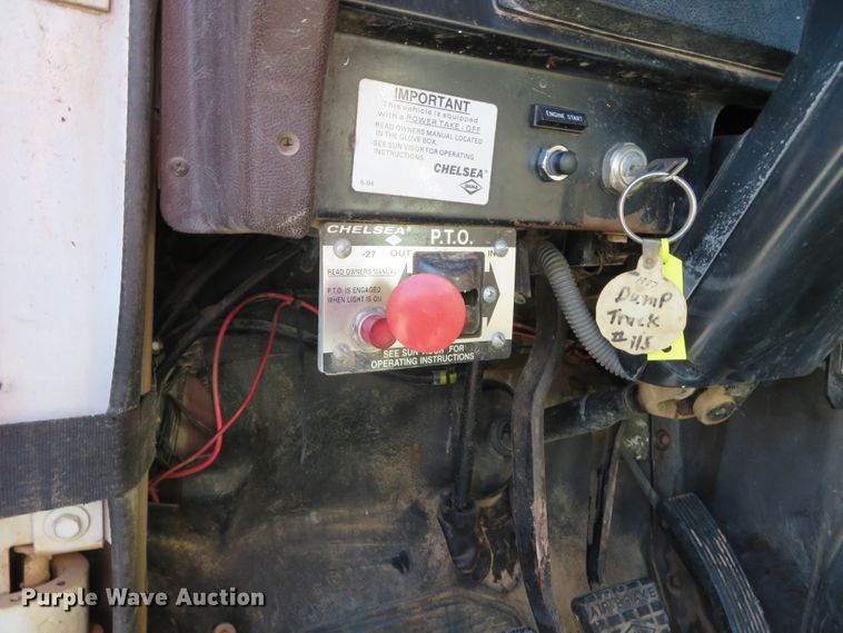 image for item DN7811 1987 International 1955  dump truck