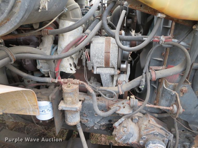 image for item DN7869 2002 International 4900  Crew Cab dump truck