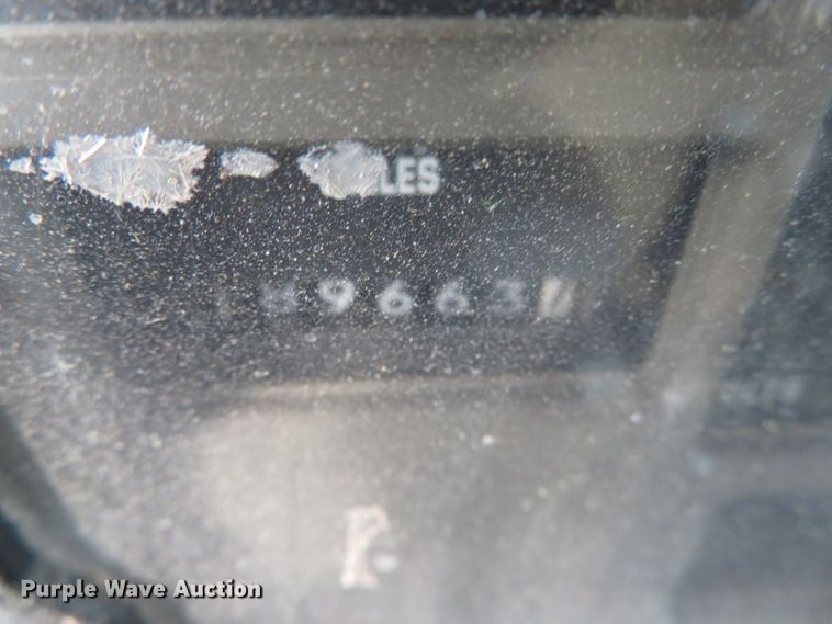 image for item DN7869 2002 International 4900  Crew Cab dump truck