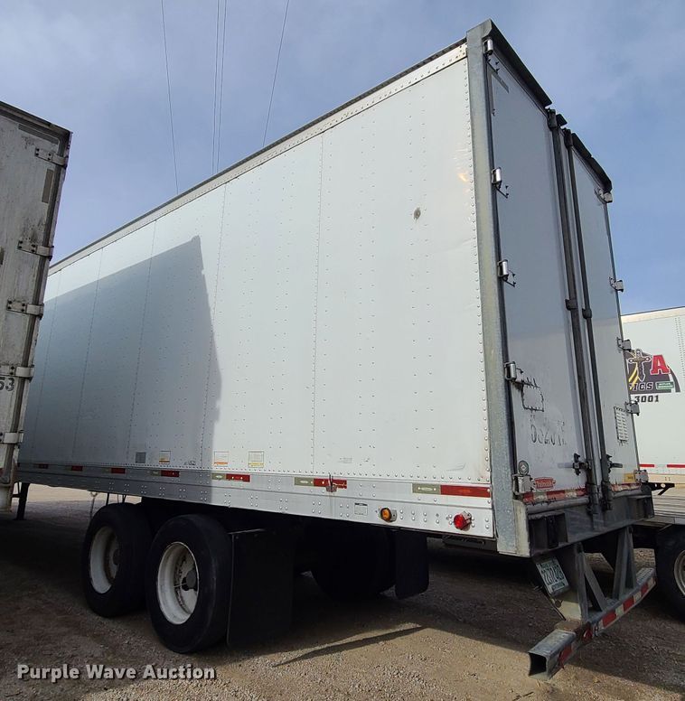 image for item GB9175 2008 Trailmobile  dry van trailer