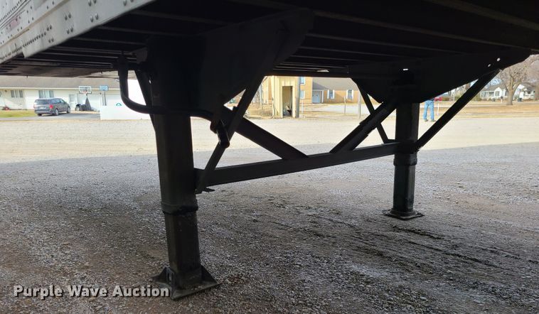 image for item GB9175 2008 Trailmobile  dry van trailer