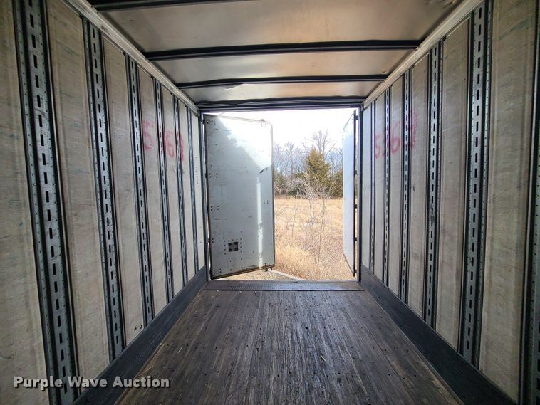 image for item GB9175 2008 Trailmobile  dry van trailer