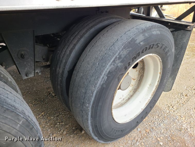 image for item GB9175 2008 Trailmobile  dry van trailer