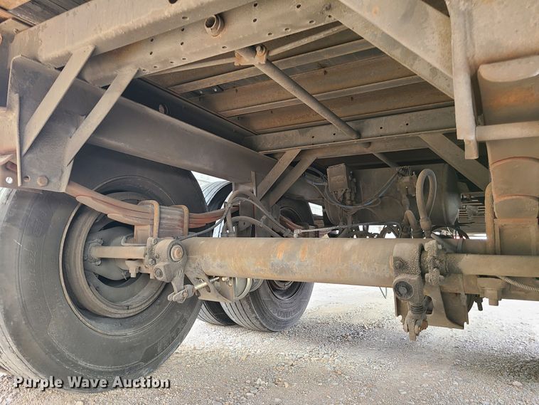 image for item GB9175 2008 Trailmobile  dry van trailer