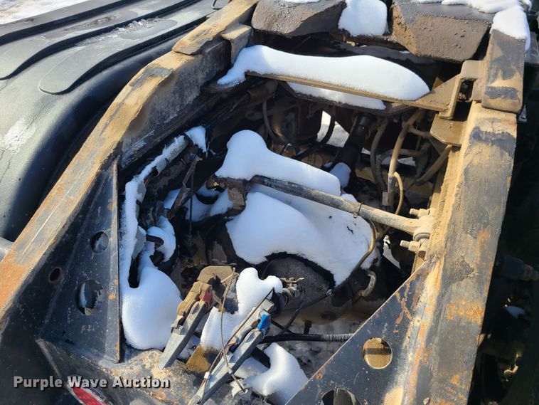 image for item GB9192 2009 Kenworth T800  semi truck