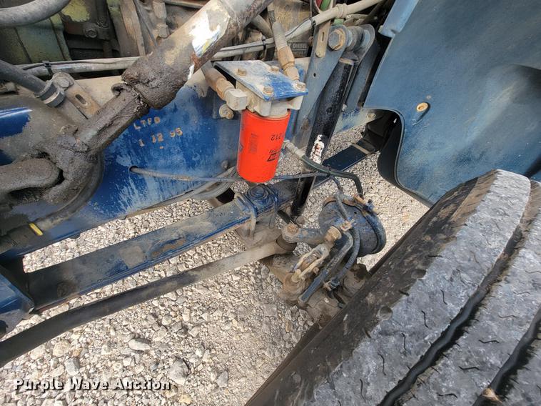 image for item HF9262 1995 Freightliner FL106  semi truck