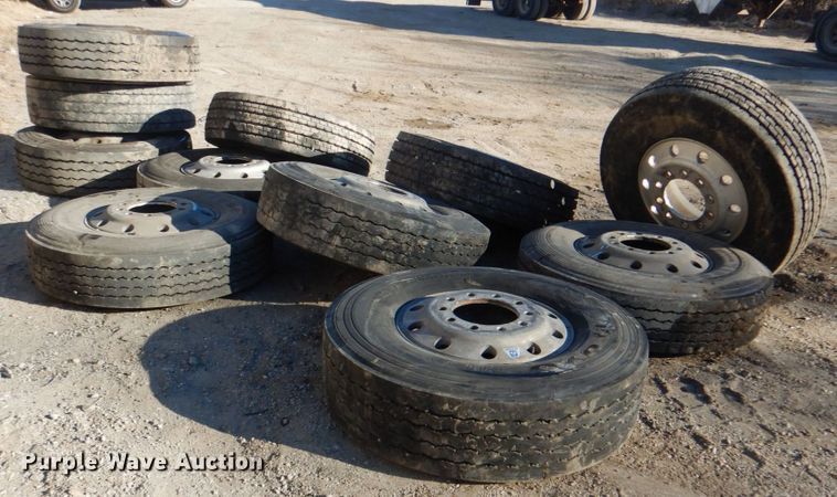 image for item IG9690 (11) 315/80R22.5 tires