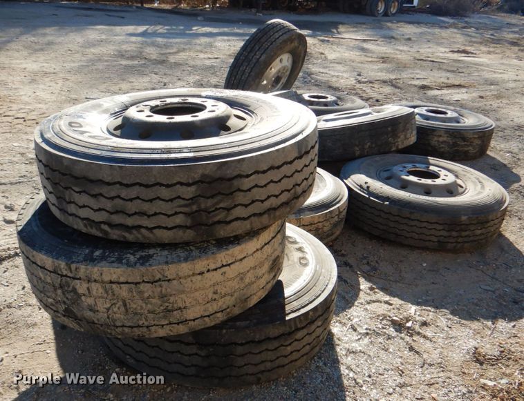 image for item IG9690 (11) 315/80R22.5 tires