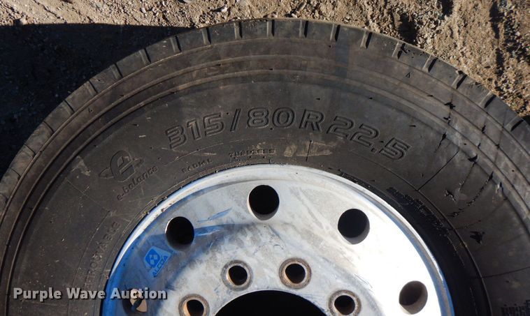 image for item IG9690 (11) 315/80R22.5 tires