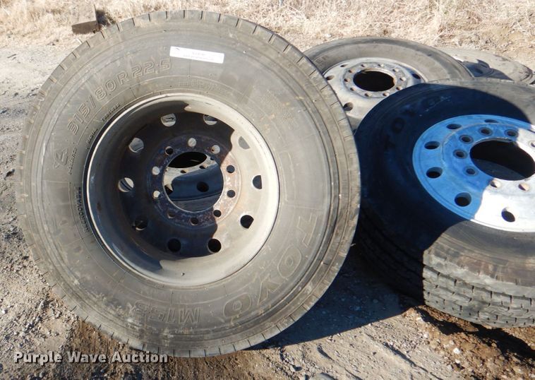 image for item IG9690 (11) 315/80R22.5 tires