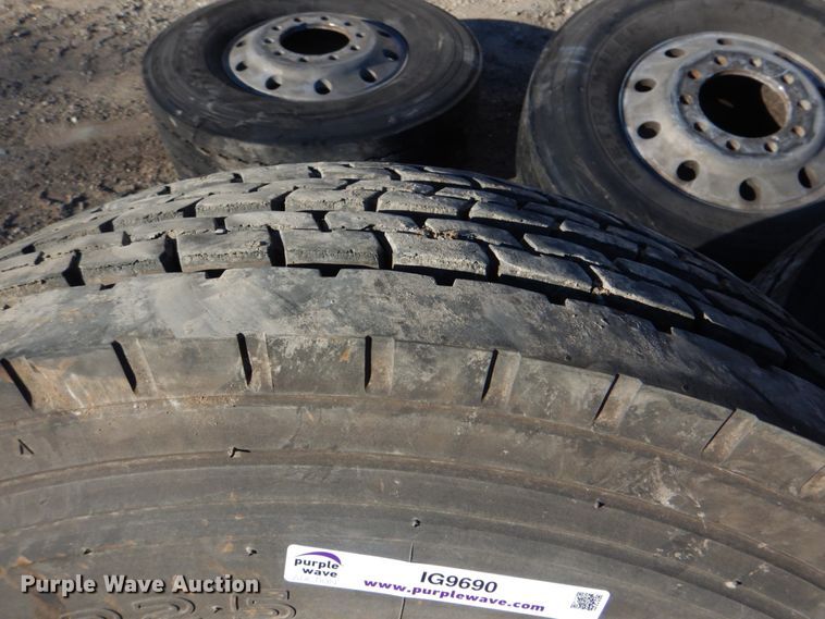image for item IG9690 (11) 315/80R22.5 tires