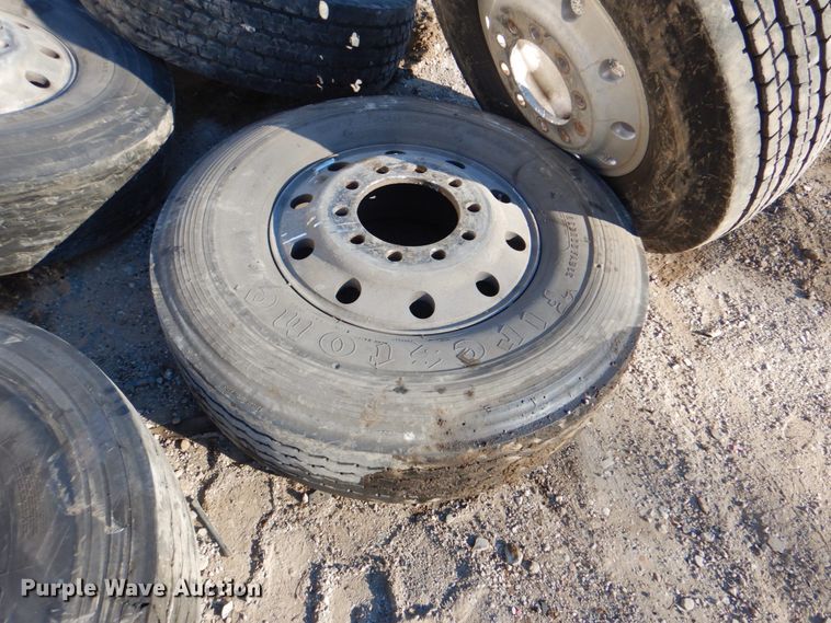 image for item IG9690 (11) 315/80R22.5 tires