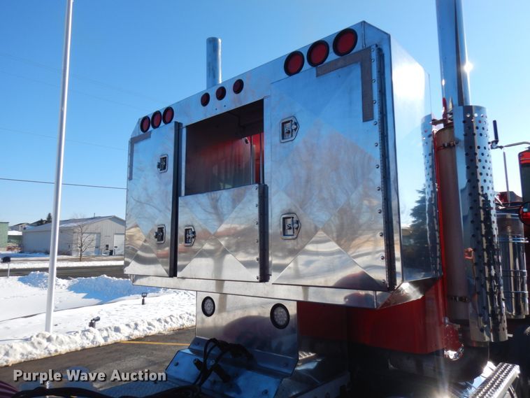 image for item IO9672 1998 Kenworth W900  semi truck