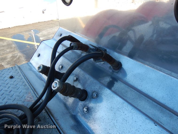 image for item IO9672 1998 Kenworth W900  semi truck