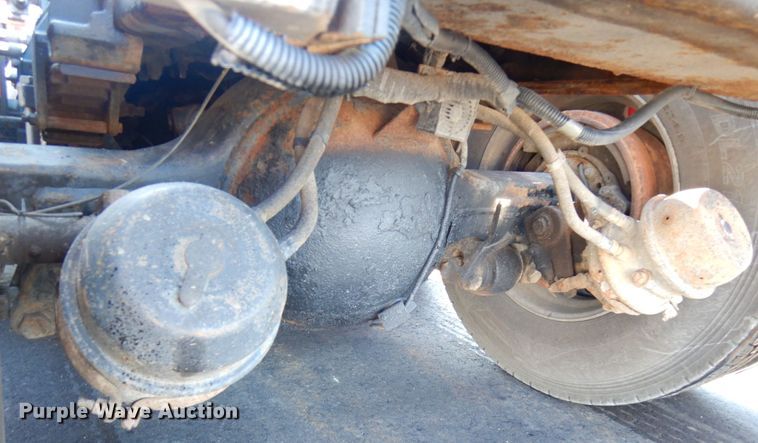 image for item IO9672 1998 Kenworth W900  semi truck