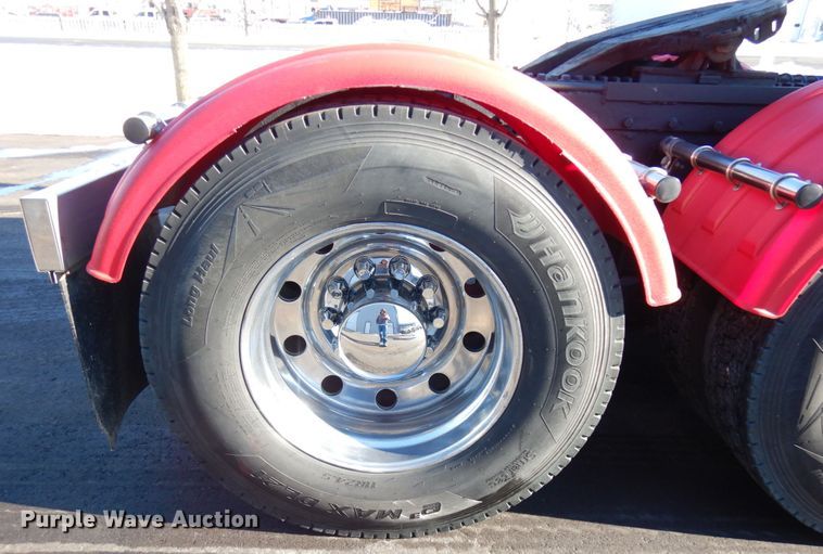 image for item IO9672 1998 Kenworth W900  semi truck