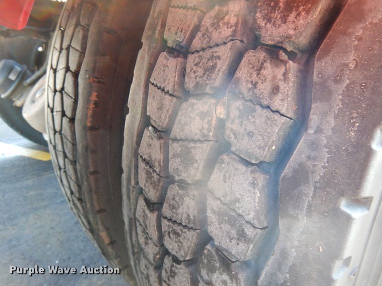 image for item IO9672 1998 Kenworth W900  semi truck