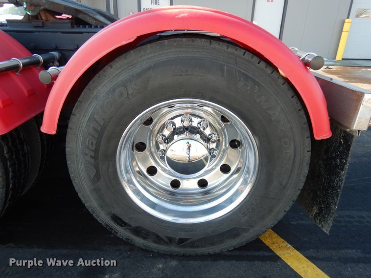 image for item IO9672 1998 Kenworth W900  semi truck