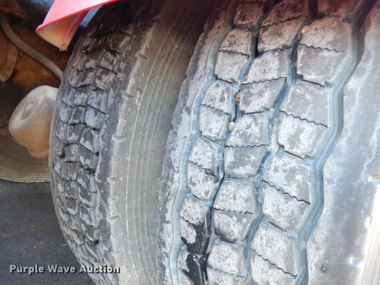 image for item IO9672 1998 Kenworth W900  semi truck