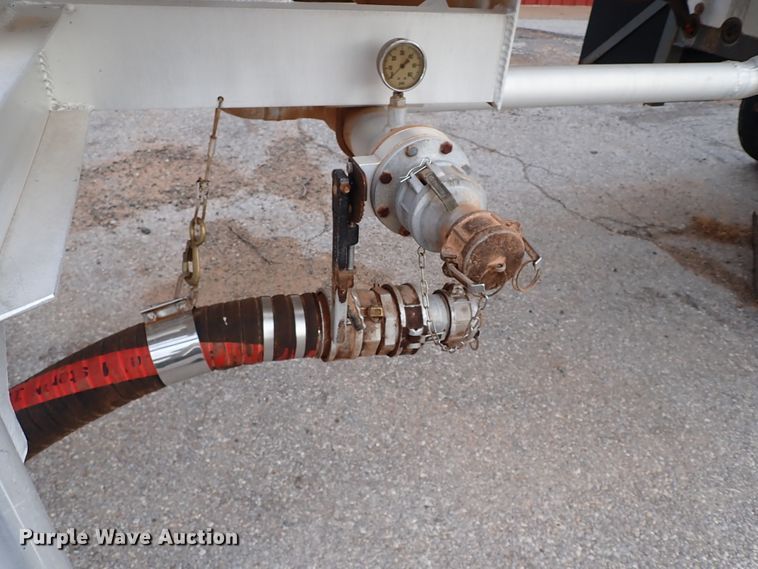 image for item IS9391 2015 Dragon  tank trailer