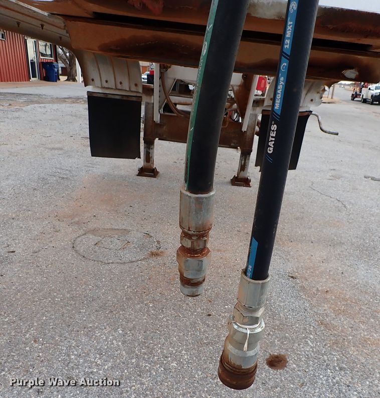 image for item IS9391 2015 Dragon  tank trailer