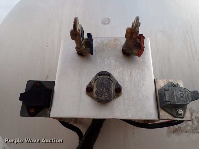 image for item IS9391 2015 Dragon  tank trailer