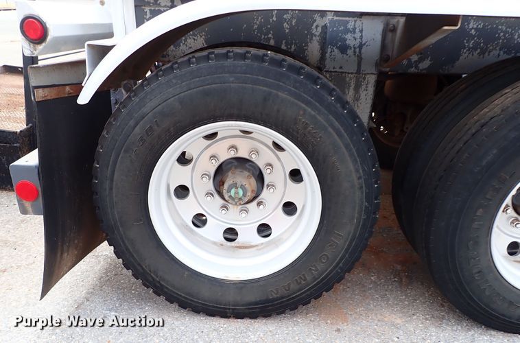 image for item IS9391 2015 Dragon  tank trailer