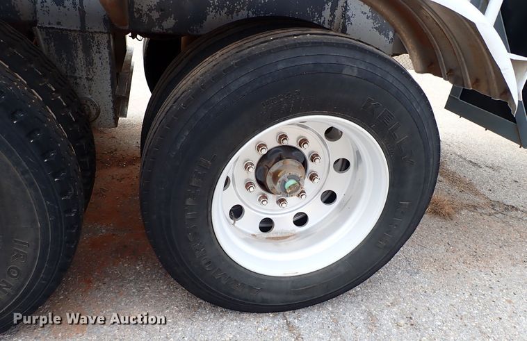 image for item IS9391 2015 Dragon  tank trailer