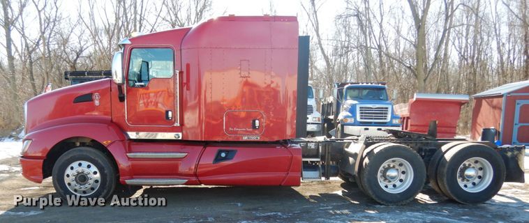 image for item JK9830 2013 Kenworth T660  semi truck